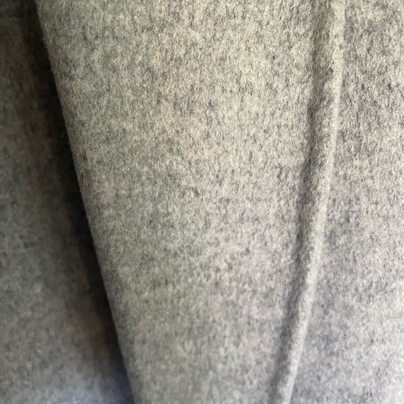 Tahari Gray Open Long Line Coat NWOT Size Small - Picture 3 of 5